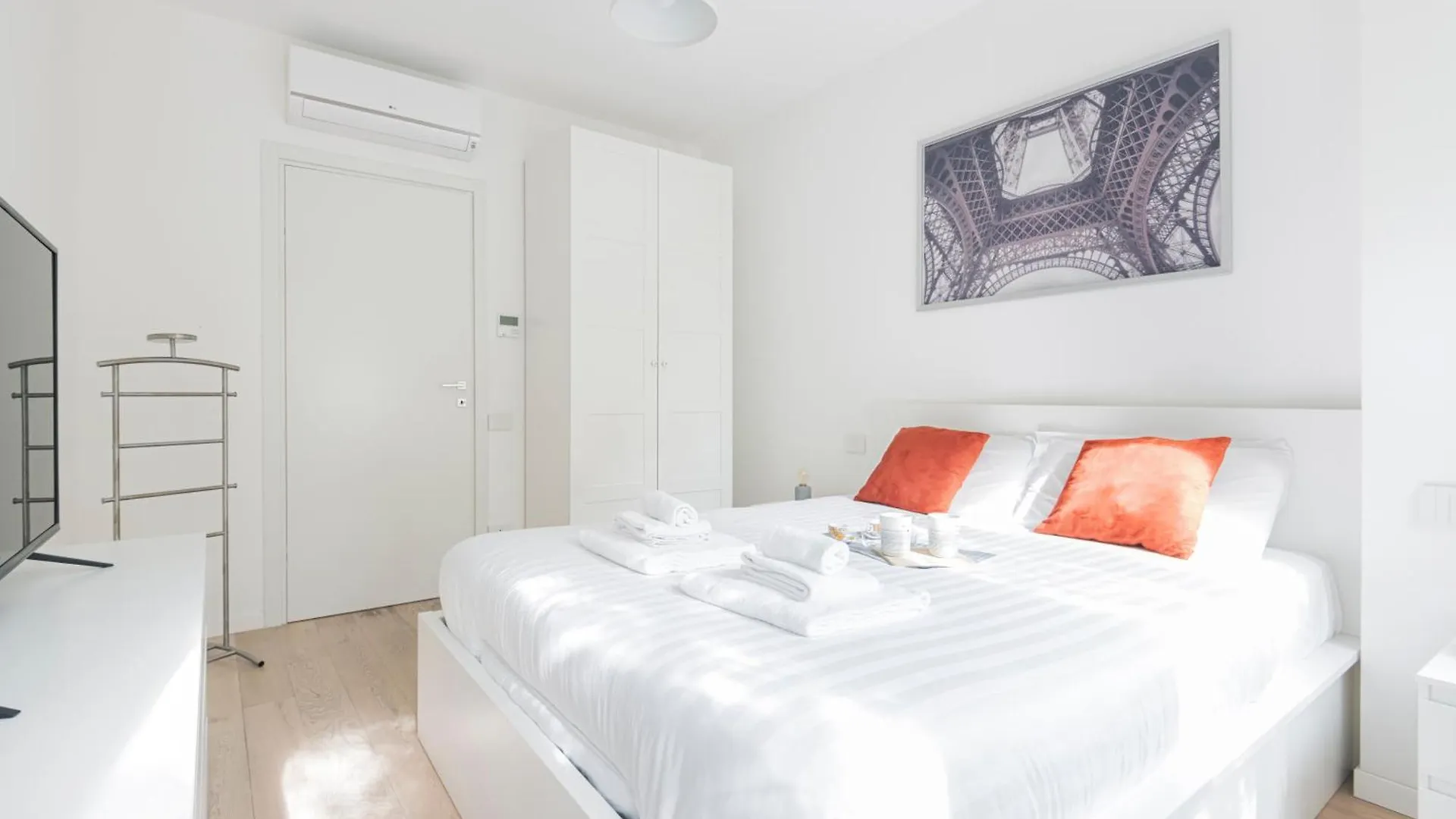 New Apartment In Cinque Giornate By Easylife Milánó 0*,